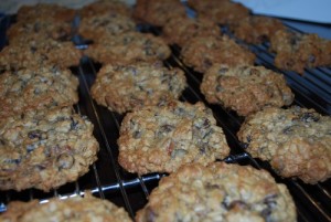 Picture of Jazzy Chunky Oatmeal Cookies, Step 3