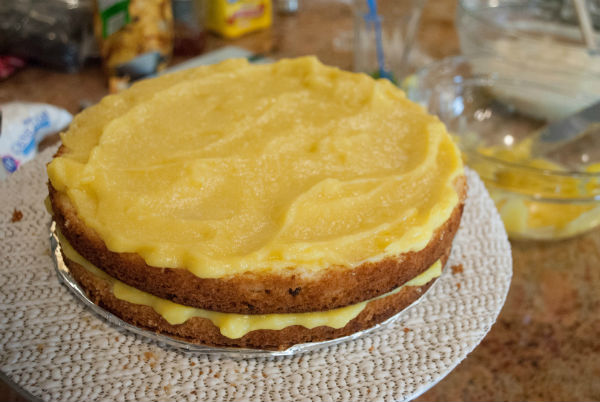 Pineapple Curd and Coconut Pineapple cake 019