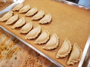 fill baking tray